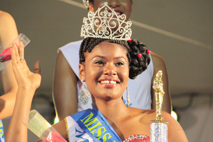 Miss Mayreau, 18-year-old Justlyn Ollivierre, was crowned Miss Easterval 2013 in Union Island on Monday.