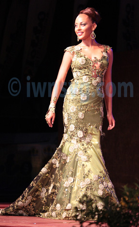Best Evening Gown, Miss Carival 2013, Miss Dominica — Leslassa Adey Armour Shillingford