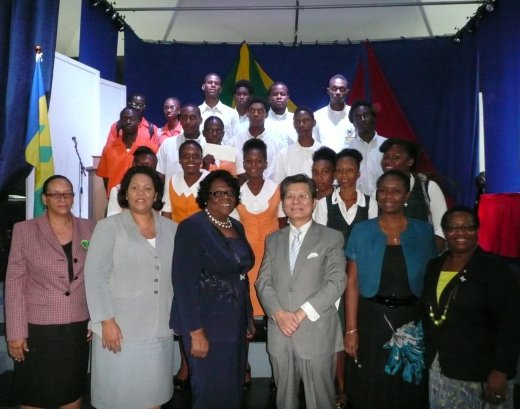 Ambassador Shih, Minister Miguel, other Government officials and scholarship recipients.