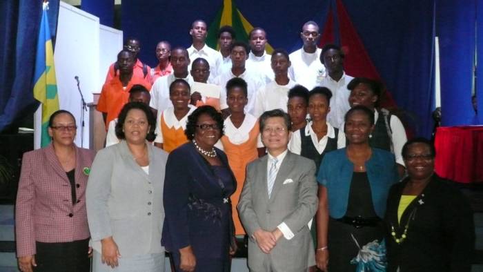 Ambassador Shih, Minister Miguel, other Government officials and scholarship recipients.