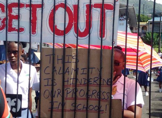 The presence of the students sparked protest at SJCK in October 2013. (Internet photo)