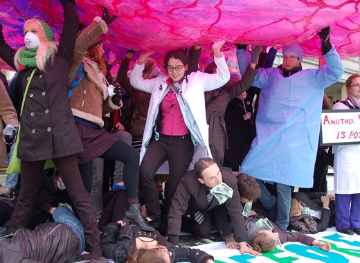 Activists stage an anti-coal demonstration outside the Coal and Climate Summit happening alongside COP19 in Warsaw on Monday, Nov. 18, 2013. (Photo: #Cough4Coal Initiative)