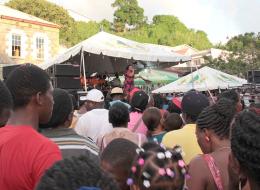 Persons view a performance at the Prisons Concert in Kingstown on Sunday, Dec. 22, 2013. (IWN photo)