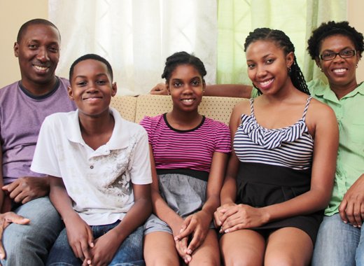 The Jonese. From left: Roderick, Laron, La Rika, Rodika, and La Fleur. (IWN photo)