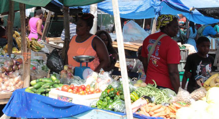 Vendors sell produce in Kingstown. (IWN file photo)