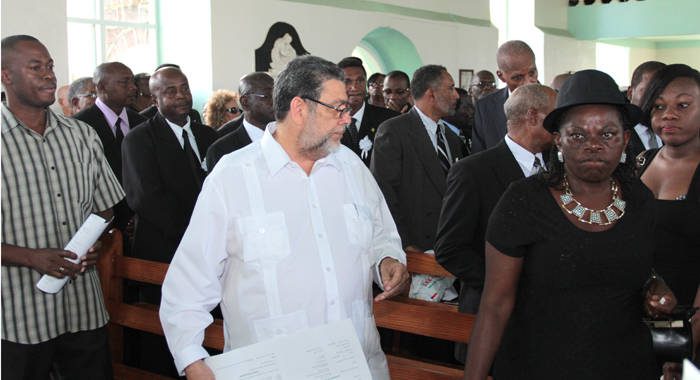 Prime Minister Ralph Gonsalves, centre, and other mourners at the funeral. (IWN photo)