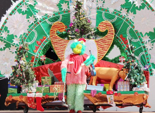 The Grinch who stole Christmas was portrayed by Gordon Tarya Boucher of Melbourne Artisans. (IWN Photo)