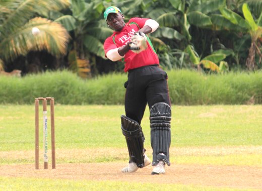 Casmond Walters hit 40 and took 2/15. (IWN photo)