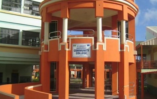 An English language institute will be set up at the Community College. 
