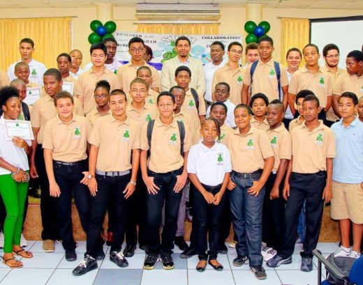 Participants in the 2014 STEM SVG programme.