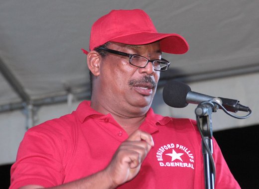 ULP candidate for Central Kingstown, Beresford Phillips addressing the party's rally on Sunday. (IWN photo)