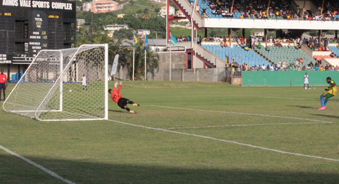 Olaex Anderson duly put away a spot kick to seal the game for Vincy Heat. (IWN Photo)