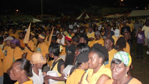 Persons at an NDP's rally in Calliaqua in November 2015. (IWN photo)