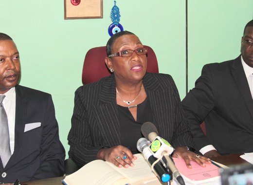 From left: Opposition politician Ben Exeter and his lawyers, Kay Bacchus-Browne and Israel Bruce. (IWN photo)