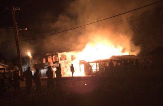 Union Island fire 2