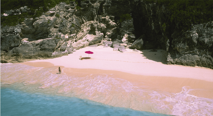 A typical Bermuda beach.