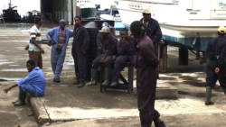Workers downed their tools in protest last week Thursday. (IWN photo)