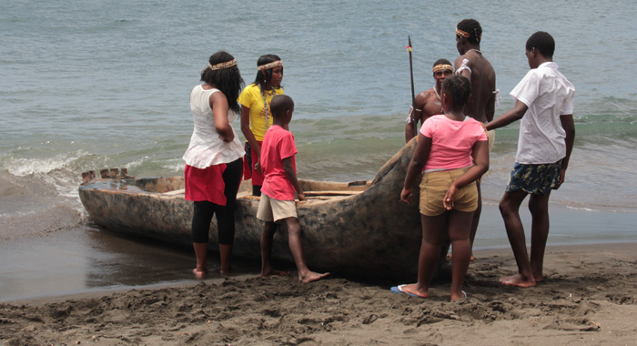 0321 Garifuna Canoe