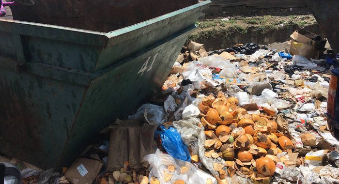 Garbage in Kingstown. (iWN photo)