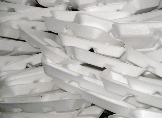 Styrofoam is very common in the food service industry in St. Vincent and the Grenadines, but is very difficult to dispose of. (Internet photo)