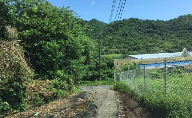 Persons using this road,which lead to the Taiwan Mission in Pembroke, are running out of options. 