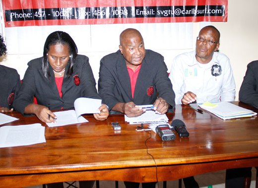 Members of the executive of the Teachers' Union at the press conference. (iWN photo)