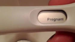 pregnant test