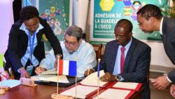 OECS Chairman, Prime Minister Ralph Gonsalves (left) signing agreement with the President of the Regional Council of Guadeloupe, Ary Chalus. 