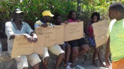 Persons protest, demanding a secondary school in Canouan.