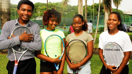 TENNIS FOUR