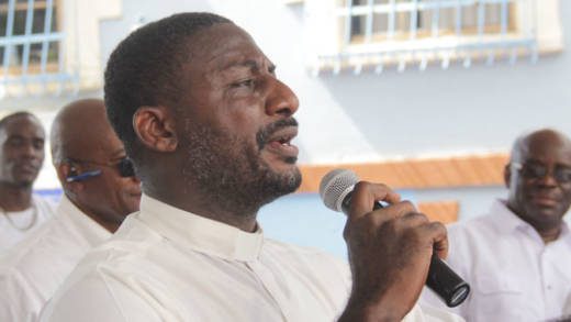 The Reverend Adolph Davis addressing the rally in Kingstown on Thursday. (iWN photo)