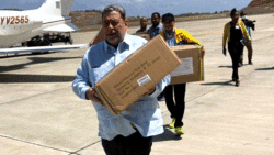 PM Collects boxes from Venezuela 2
