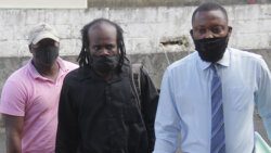 Detectives escort the accused, Timmy Williams, centre, to court on June 1, 2021. He will be sentenced on June 14, 2024. (iWN photo)