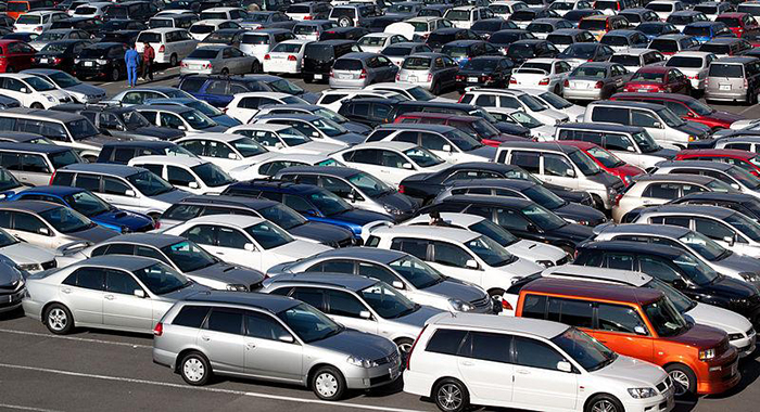 An internet photo of Japanese used cars.