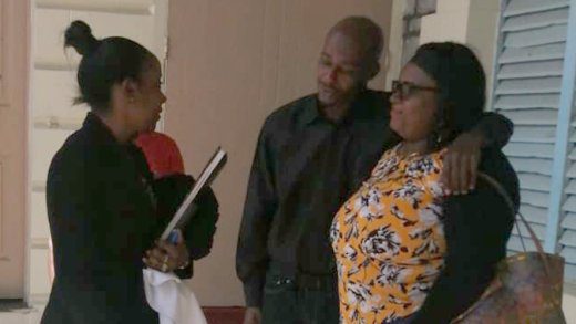 Beresford Williams, centre, chats with his lawyer, Charmaine Walters, left, and an unidentified woman after he was found not guilty of murder on Monday, Feb. 20, 2023.