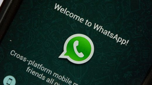 Logo of WhatsApp, the popular messaging service bought by Facebook for USD $19 billion, seen on a smartphone February 20, 2014 in New York.   Facebook's deal for the red-hot mobile messaging service WhatsApp is a savvy strategic move for the world's biggest social network, even if the price tag is staggeringly high, analysts say. AFP PHOTO/Stan HONDA (Photo by STAN HONDA / AFP)