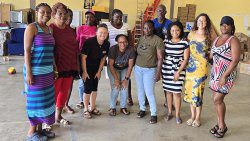Healing Together participants congregate at Youth With a Mission, Mayreau to partake in a Psychological First Aid workshop (Photos: The Hub Collective Inc./MindTHRIVE Co.)