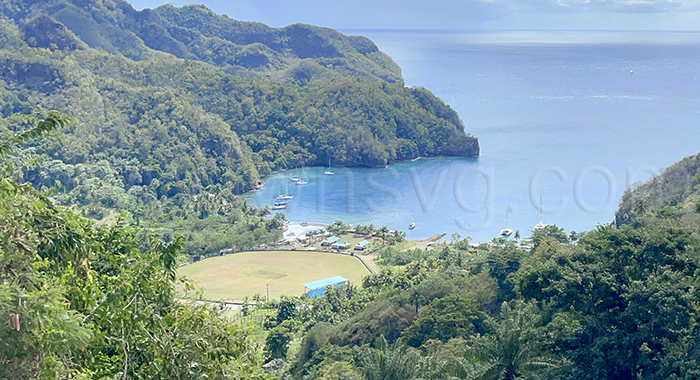 James announces construction of resort at Cumberland