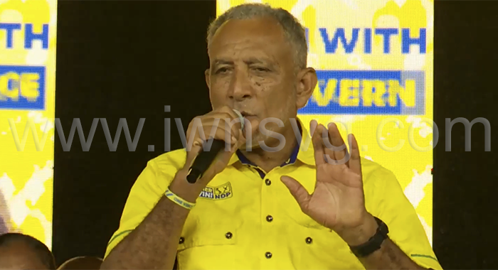 ‘This is a time for change,’ Friday says at NDP’s Warm Up Rally  