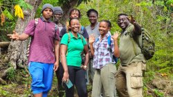 The Union Island Environmental Alliance ranger team. From left: Kayroy Baptiste, Esrome Durant (in the back), Ricardo Gellizeau (in the back), Millesia Gellizeau (in the front), Roxanne Forget (in the back), Junicia Gellizeau (in the front), Roseman Adams.( © Roseman Adams / Union Island Environmental Alliance)