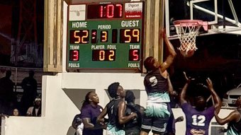Court Kings vs Smokin' Aces.