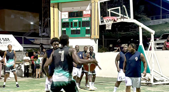East Blazers vs Court Kings.