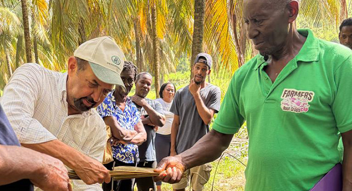 Abel Reboucas Sao Jose leading the training.